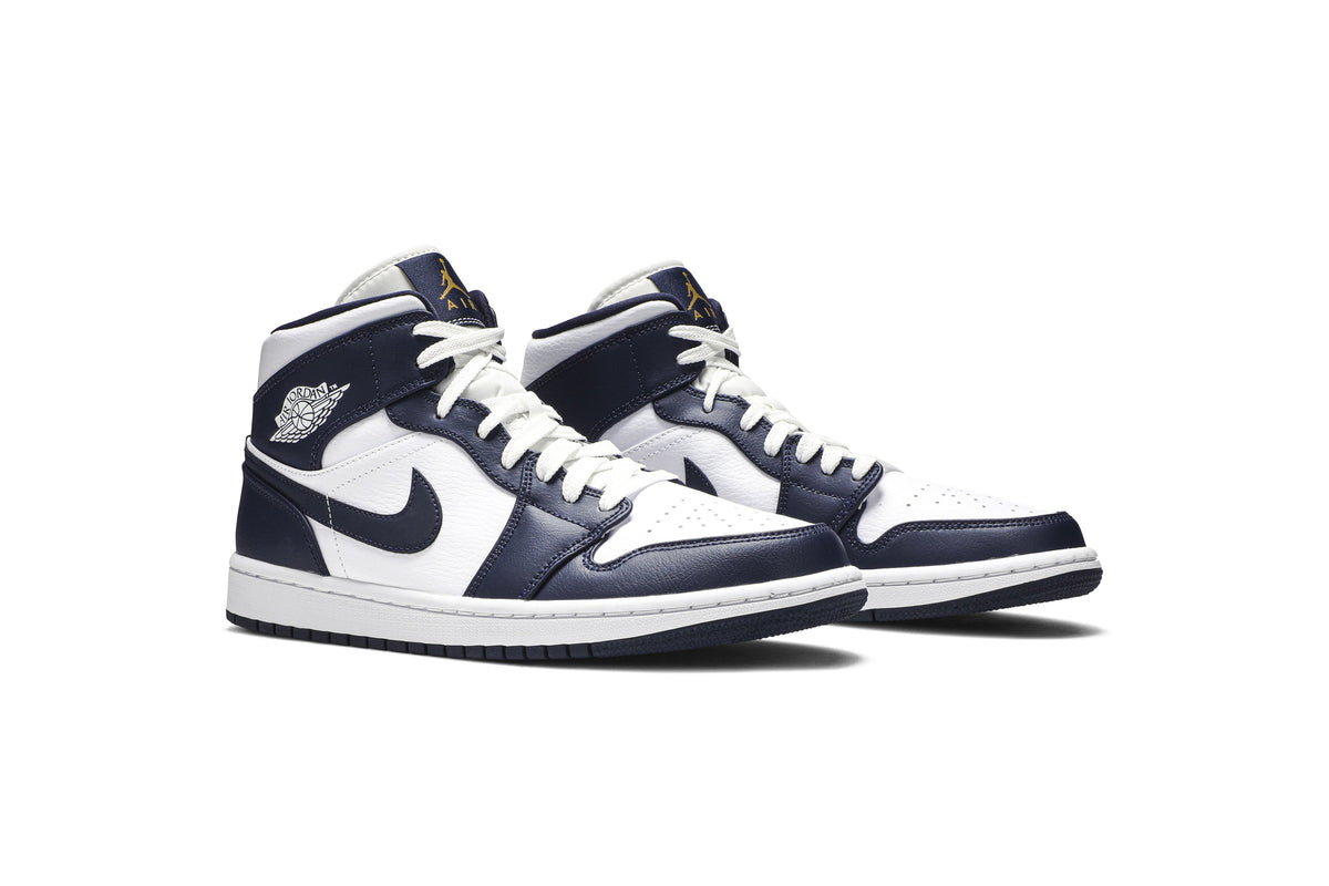 Retro 1 Mid Sneakers — Obsidian — 554724-174