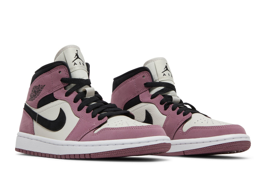 Retro 1 Mid SE Sneakers — Berry Pink — DC7267-500