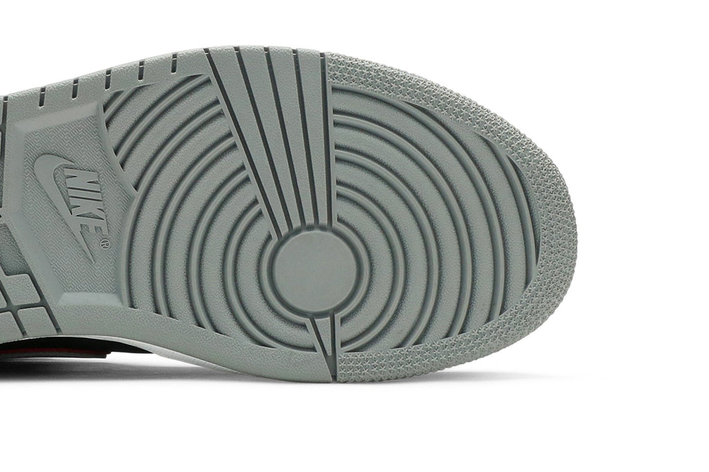 Retro 1 Mid Sneakers — Black Grey — 554724-060