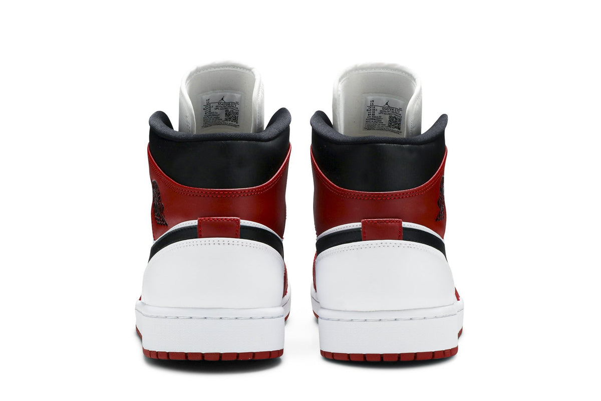 Retro 1 Mid Sneakers — Chicago — 554724-173