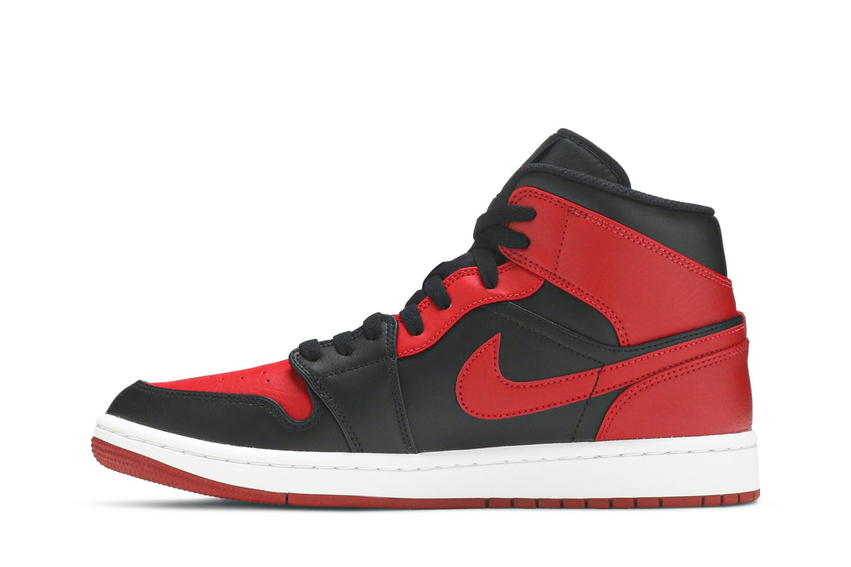 Retro 1 Mid Sneakers — Banned — 554724-074