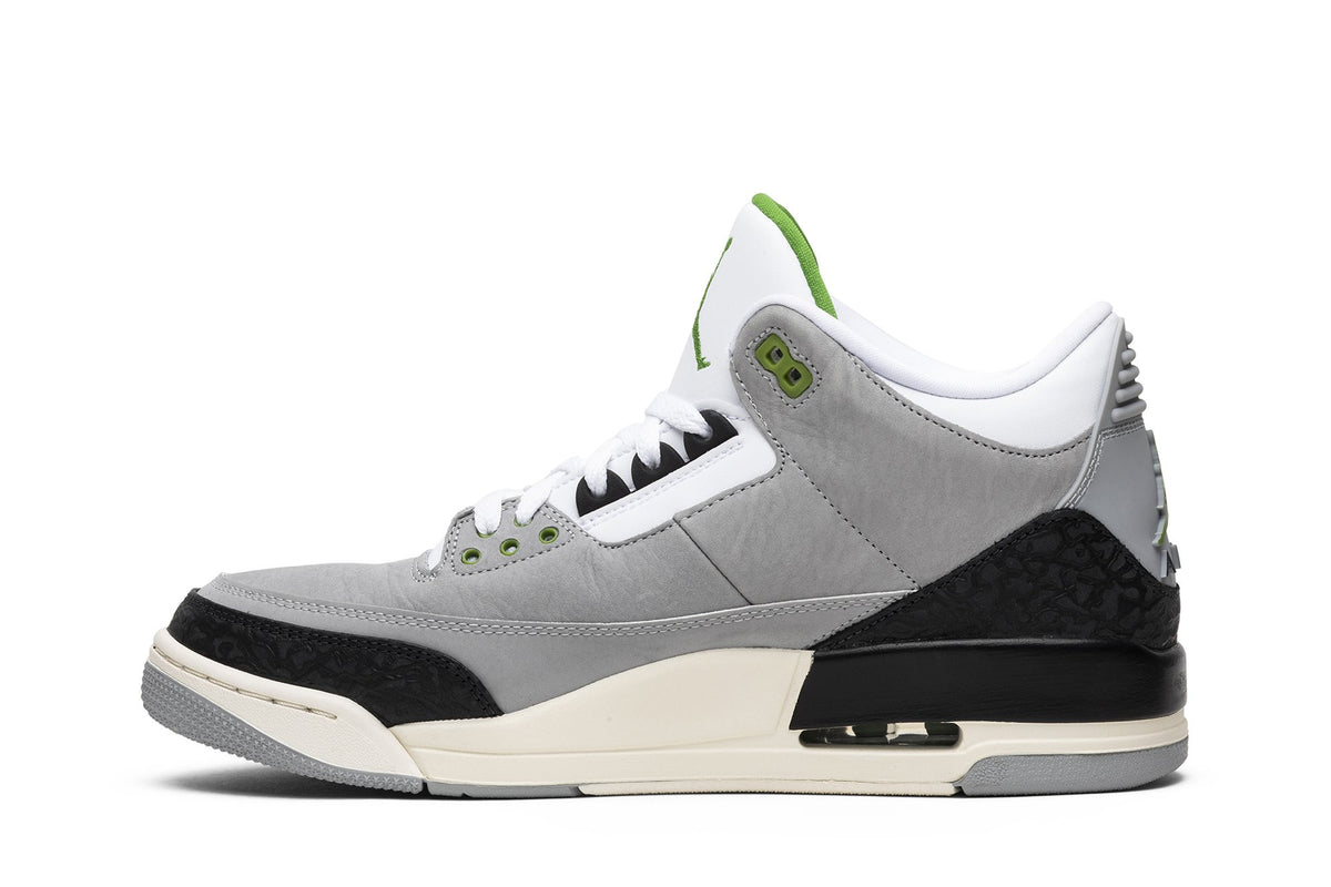 Retro 3 Sneakers — Chlorophyll — 136064-006