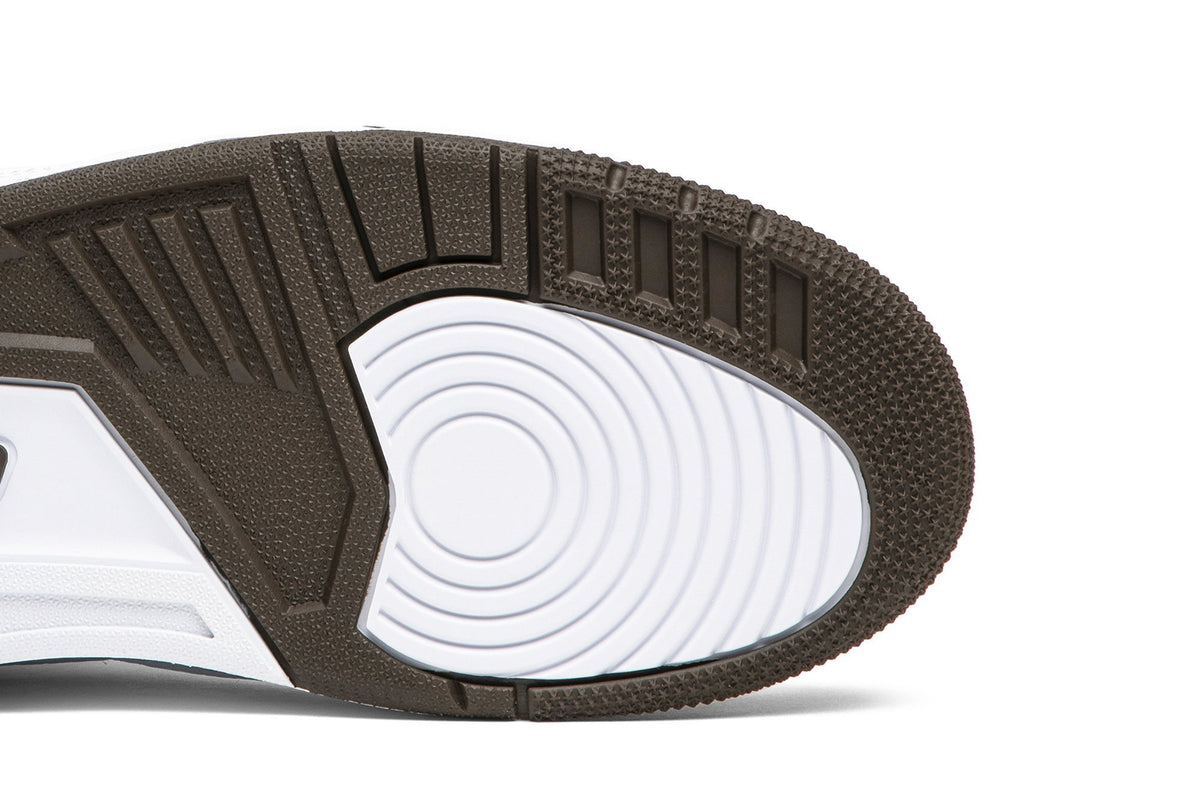 Retro 3 Sneakers — Mocha — 136064-122