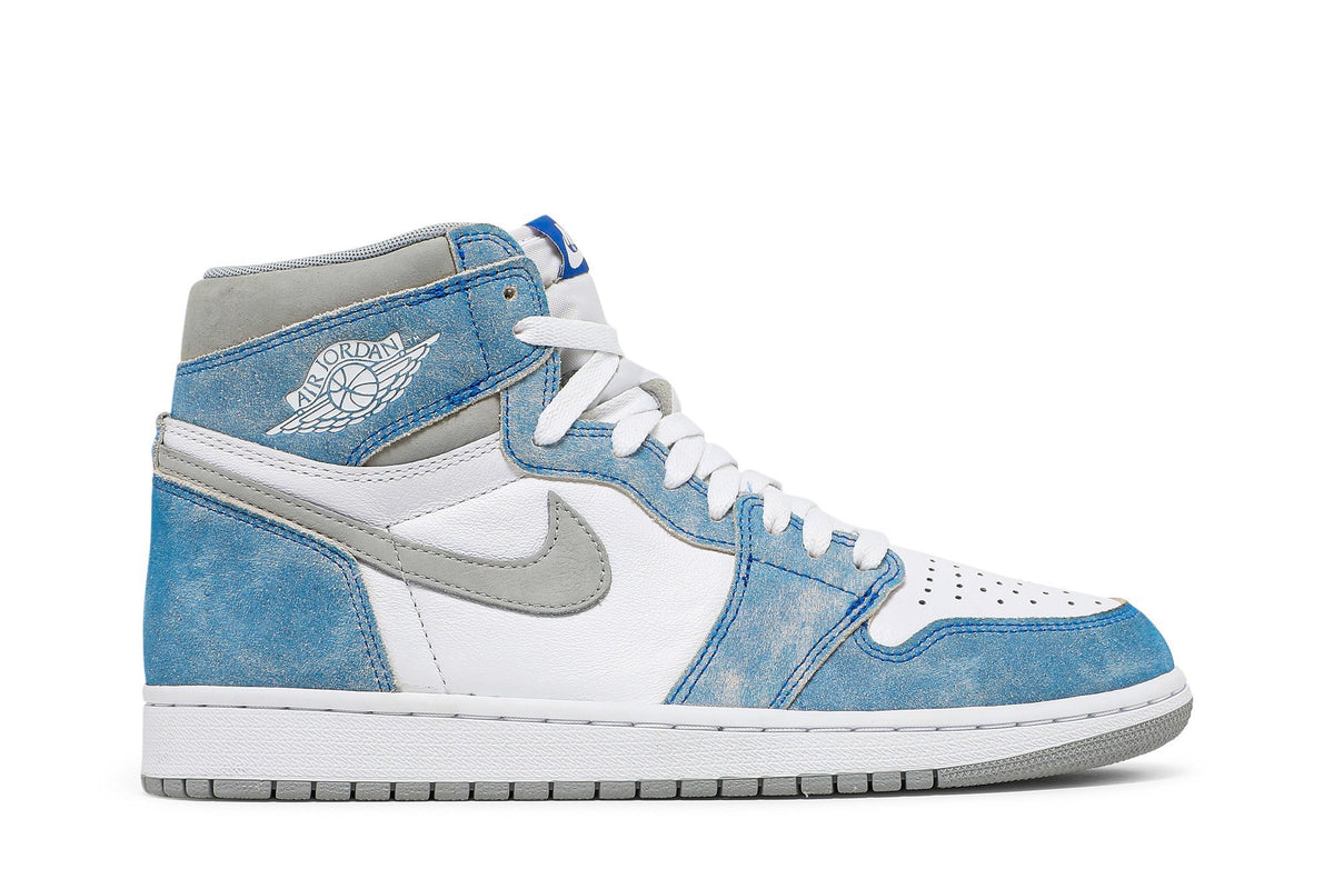 Retro 1 High OG Sneakers — Hyper Royal — 555088-402