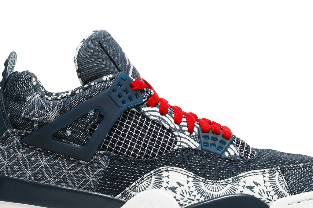 Retro 4 SE Sneakers — Sashiko — CW0898-400