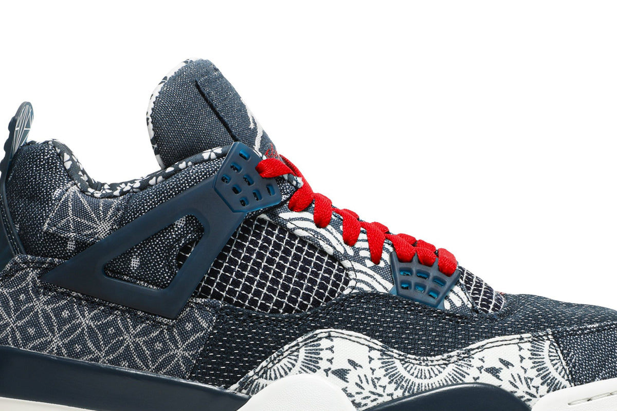 Retro 4 SE Sneakers — Sashiko — CW0898-400
