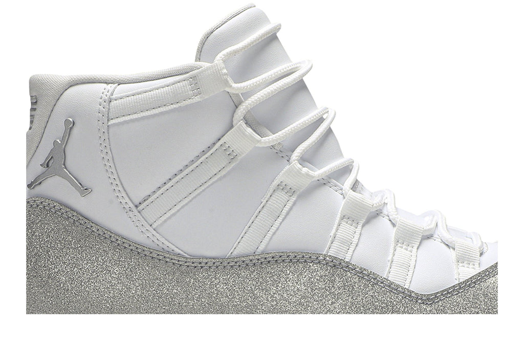 Retro 11 Sneakers — Vast Grey — AR0715-100
