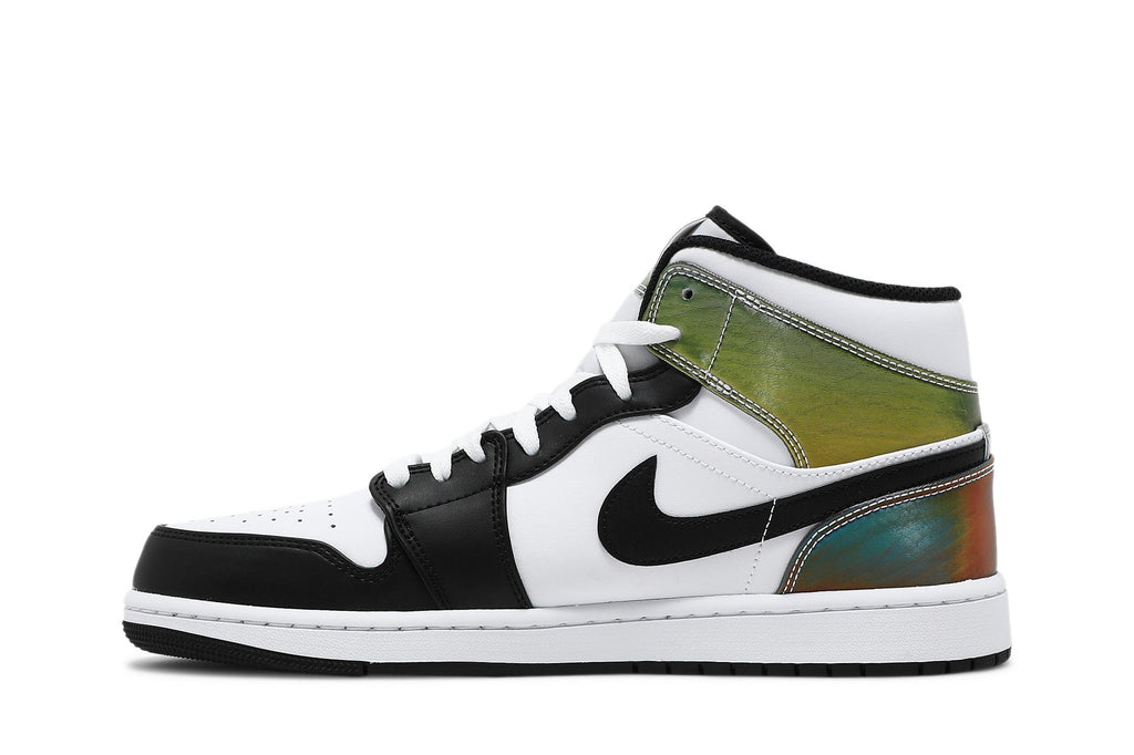 Retro 1 Mid SE Sneakers — Heat Reactive – Color Change — DM7802-100
