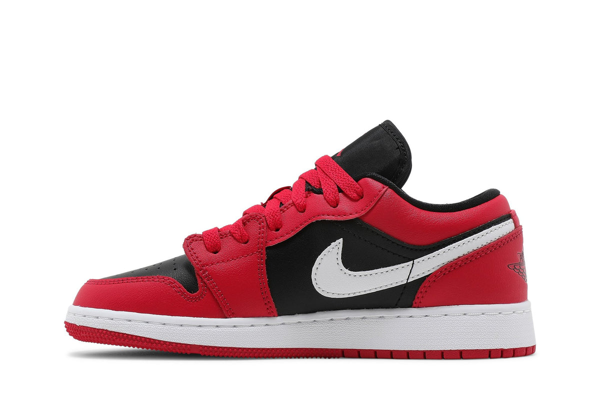Retro 1 Low GS Sneakers — Black Very Berry — 553560-061