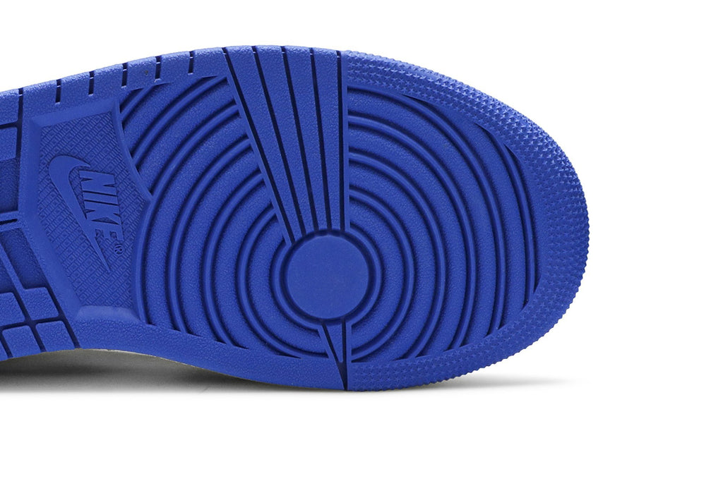 Retro 1 Mid SE Sneakers — Royal Black Toe — 852542-102