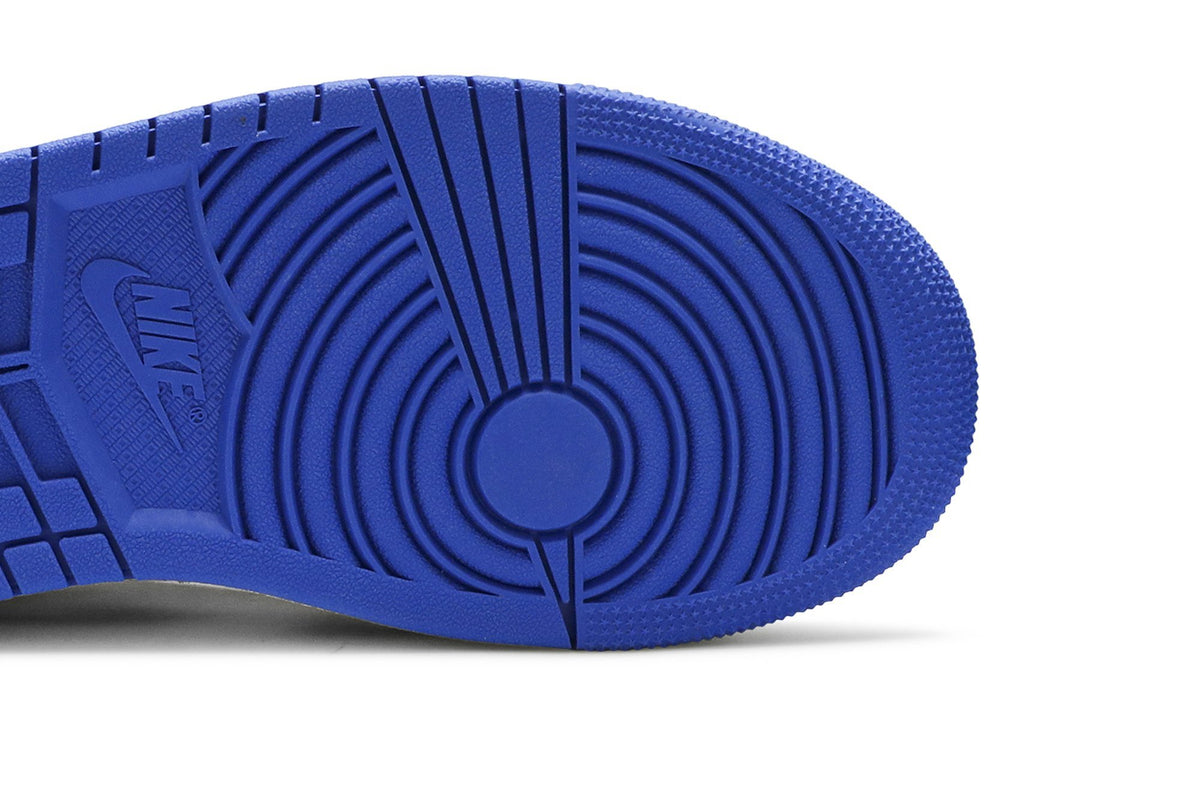 Retro 1 Mid SE Sneakers — Royal Black Toe — 852542-102