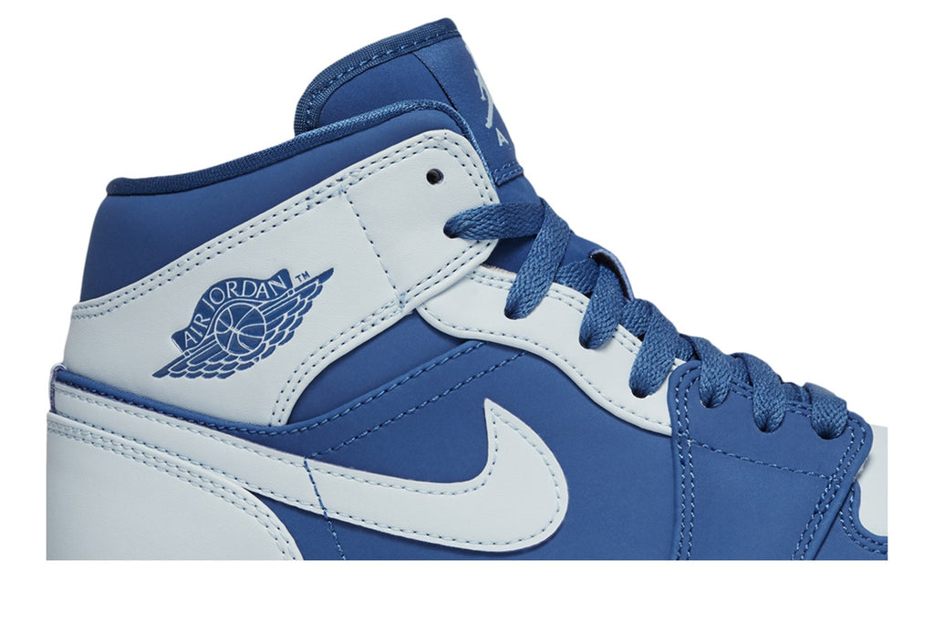 Retro 1 Mid Sneakers — Ice Blue — 554724-400