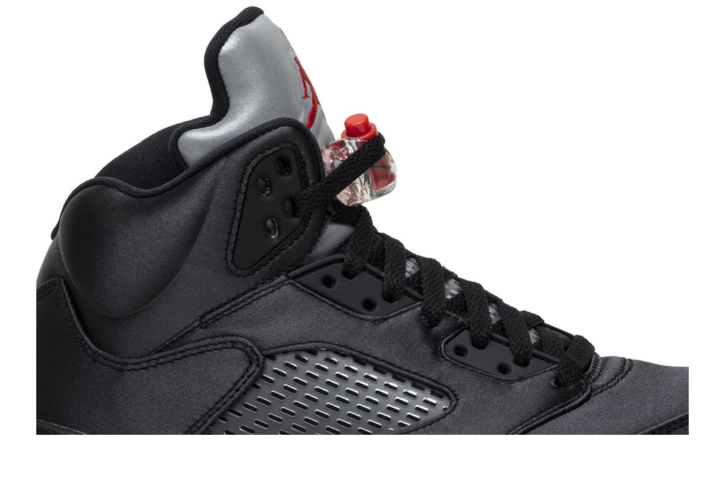 Retro 5 Sneakers — Satin Bred — 136027-006
