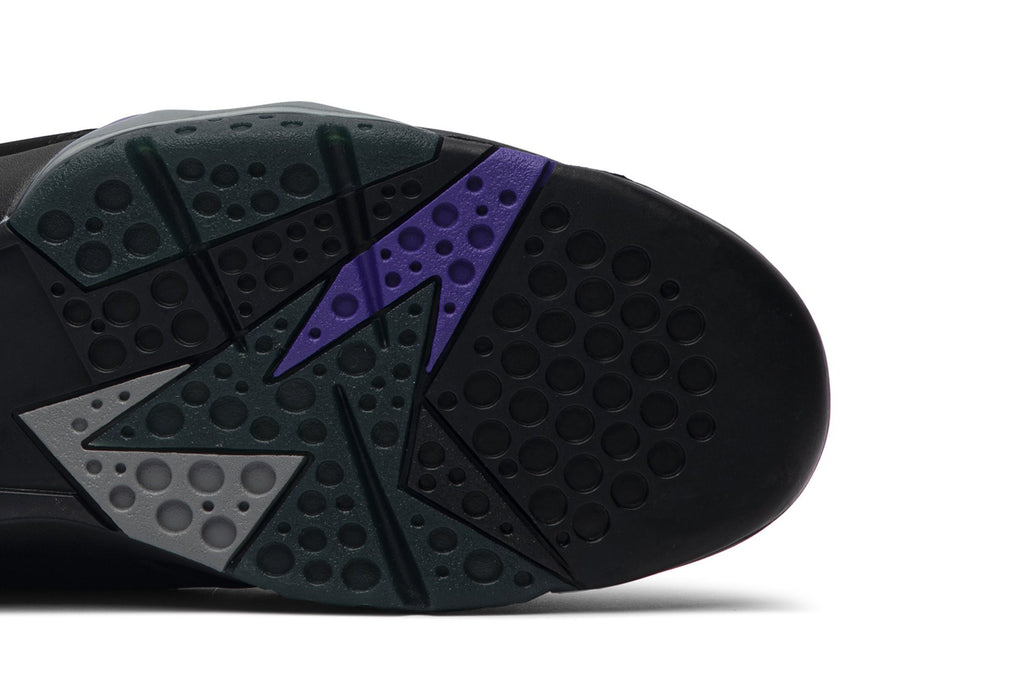 Retro 7 Sneakers — Ray Allen — 304775-053
