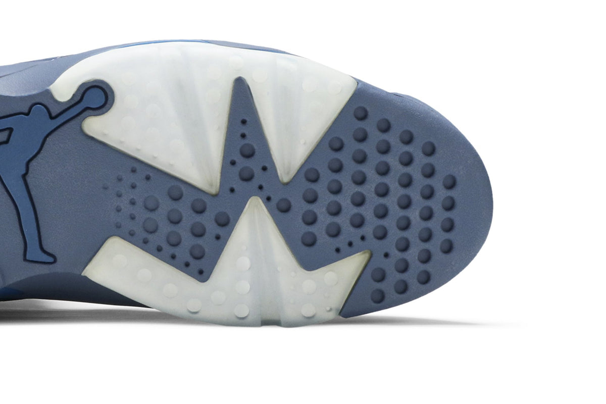 Retro 6 Sneakers — Diffused Blue — 384664-400