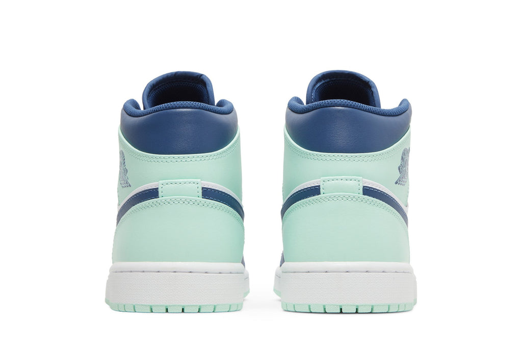 Retro 1 Mid Sneakers — Blue Mint — 554724-413