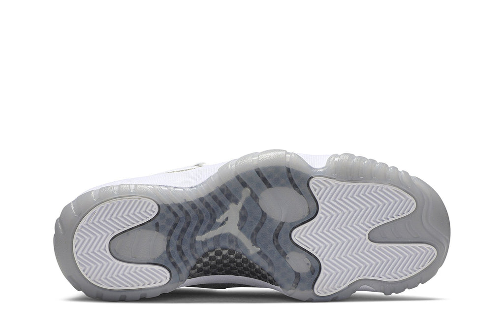 Retro 11 Sneakers — Vast Grey — AR0715-100