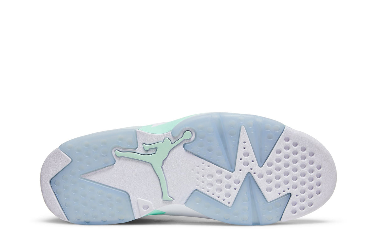 Retro 6 Sneakers — Mint Foam — DQ4914-103