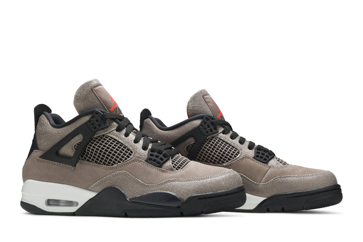 Retro 4 Sneakers — Taupe Haze — DB0732-200