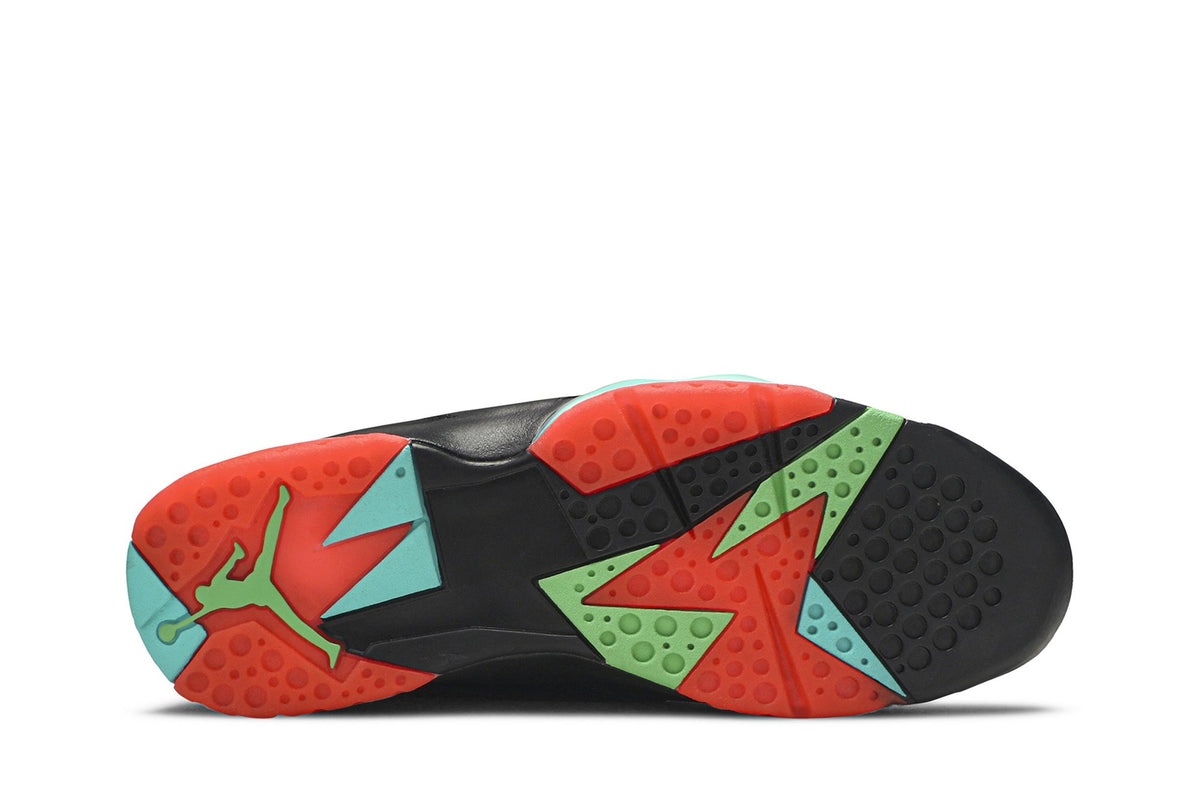 Retro 7 Sneakers — Barcelona Nights — 705350-007