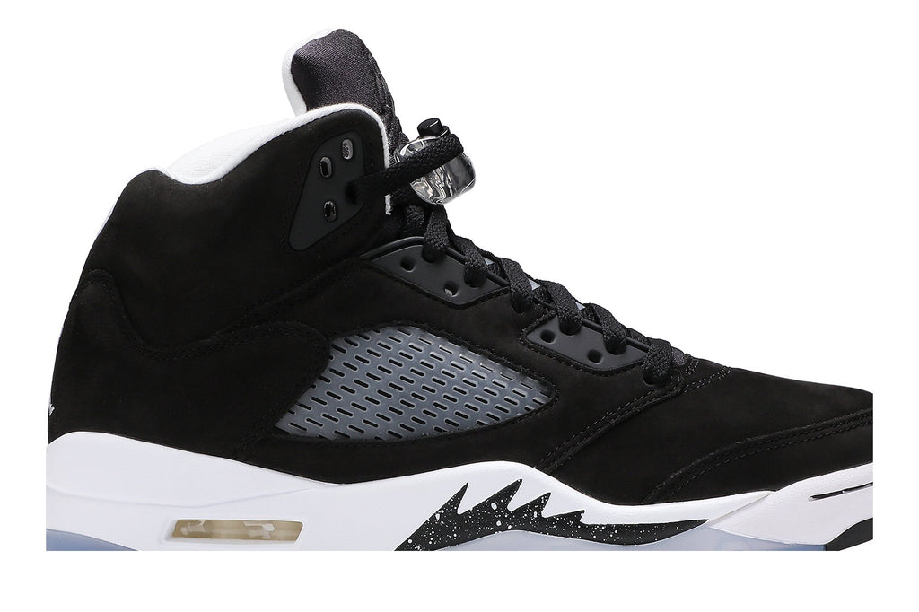Retro 5 Sneakers — Oreo — CT4838-011