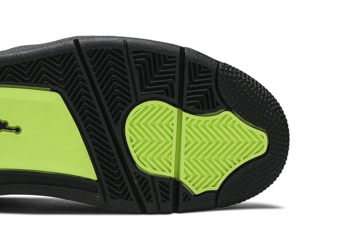 Retro 4 SE Sneakers — Neon 95 — CT5342-007