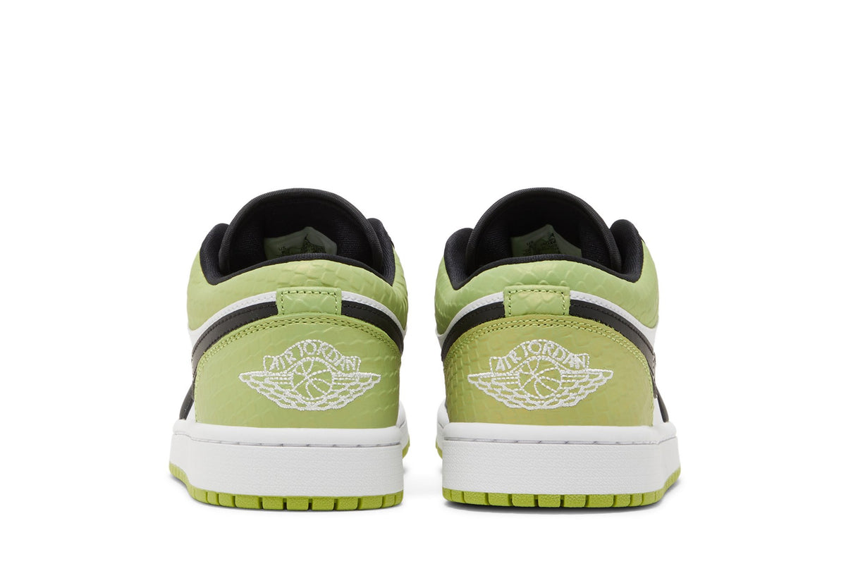 Retro 1 Low SE Sneakers — Vivid Green Snakeskin — DX4446-301