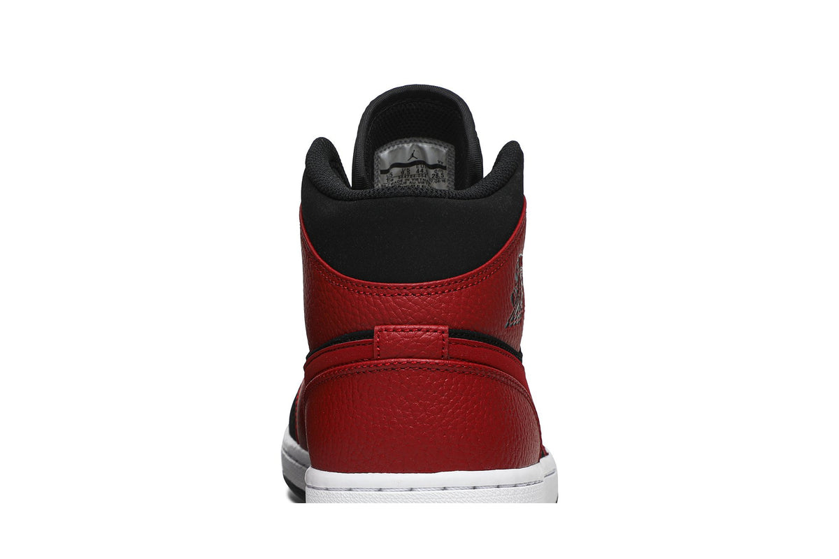 Retro 1 Mid Sneakers — Bred — 554724-054