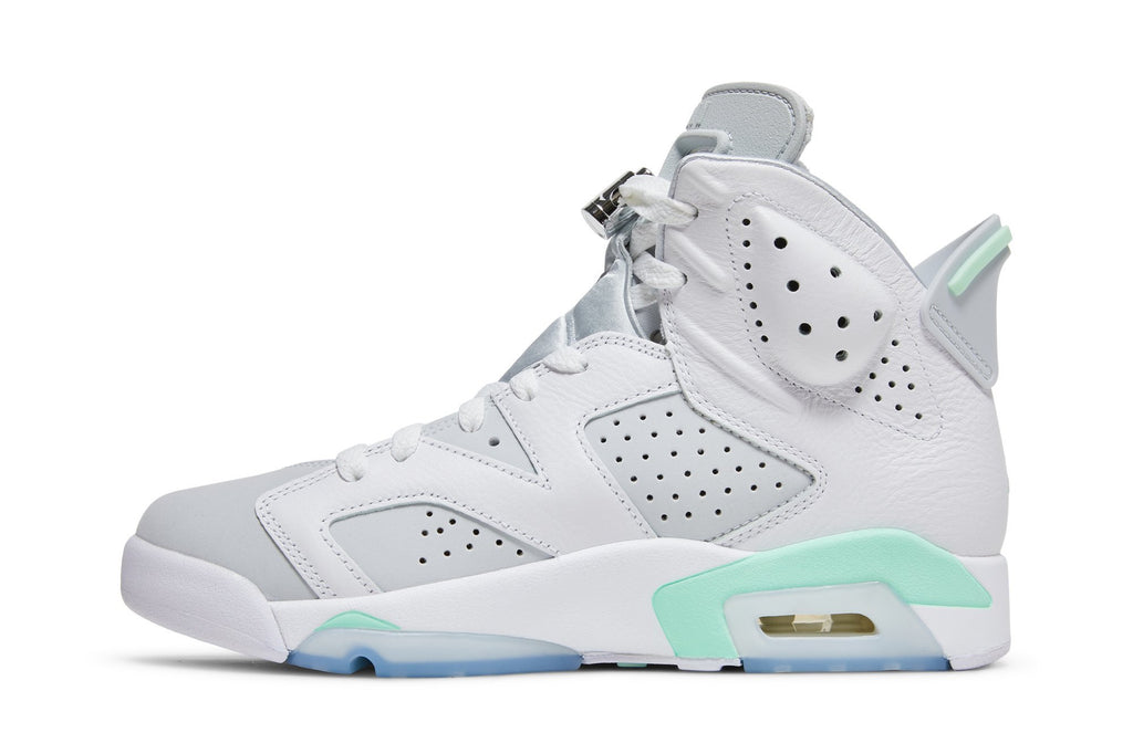 Retro 6 Sneakers — Mint Foam — DQ4914-103