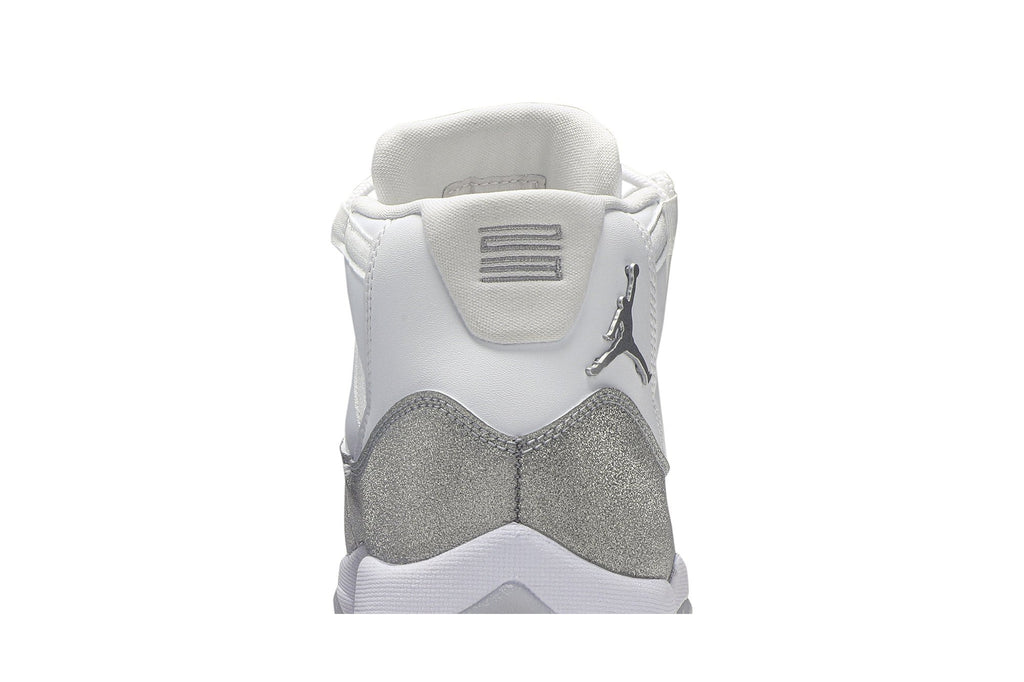 Retro 11 Sneakers — Vast Grey — AR0715-100