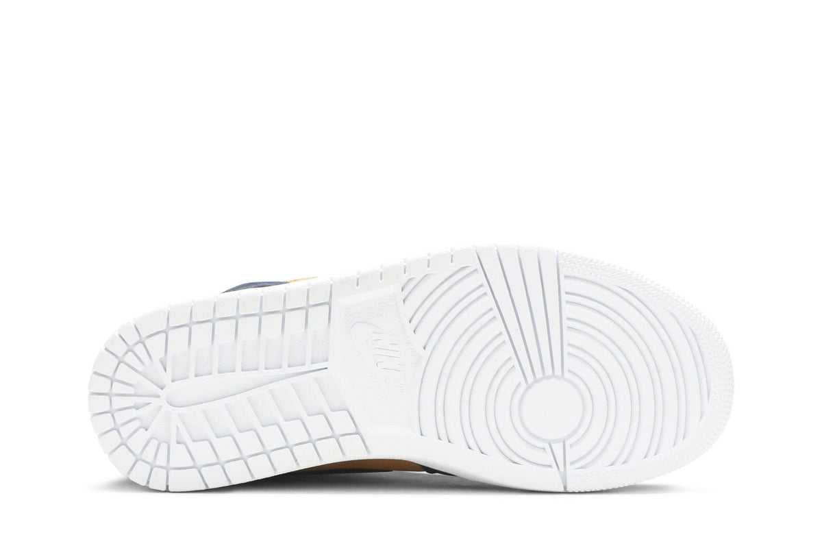 Retro 1 Mid SE Premium Sneakers — Stain Gold — 852542-401