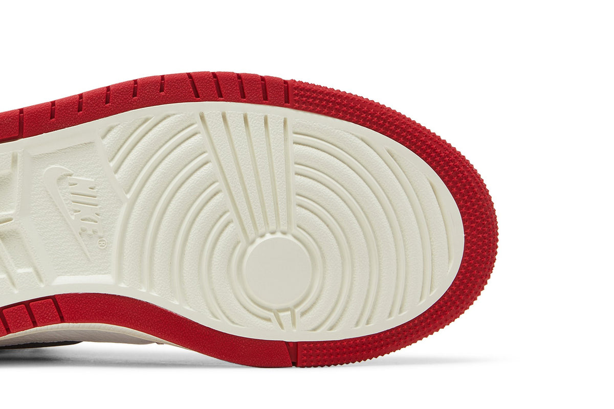 Retro 1 High Zoom Comfort Sneakers — Chicago Bulls — CT0979-610