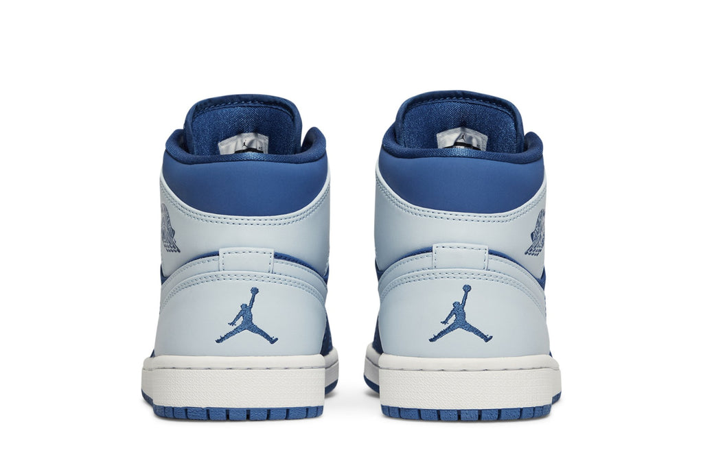 Retro 1 Mid Sneakers — Ice Blue — 554724-400