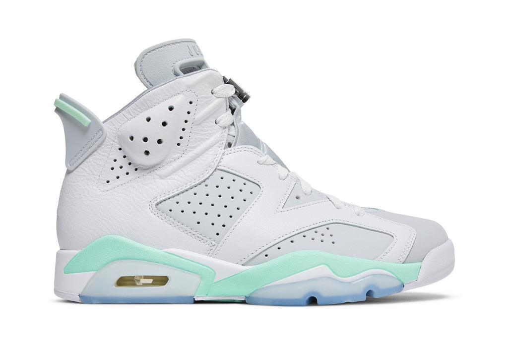 Retro 6 Sneakers — Mint Foam — DQ4914-103
