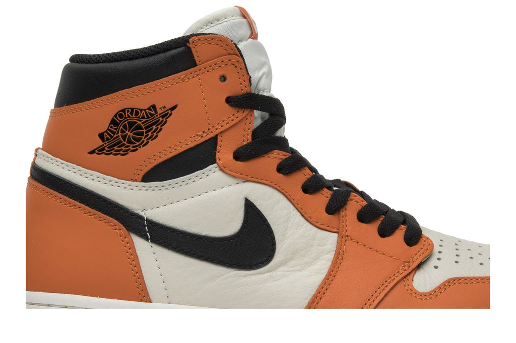 Retro 1 High OG Sneakers — Shattered Backboard Away — 555088-113