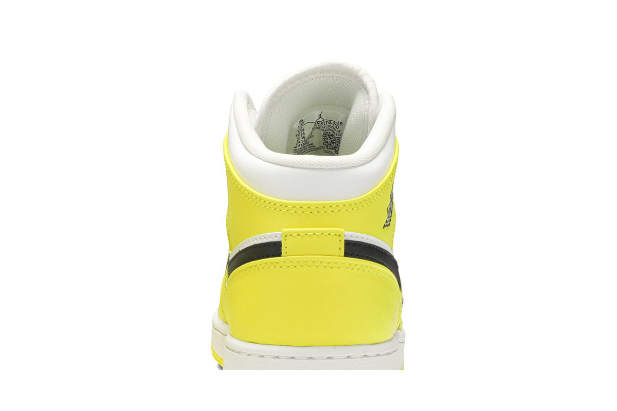 Retro 1 Mid SE GS Sneakers — Rose Patch – Dynamic Yellow — AV5174-700