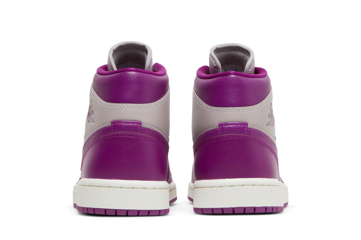 Retro 1 Mid Sneakers — Magenta — BQ6472-501