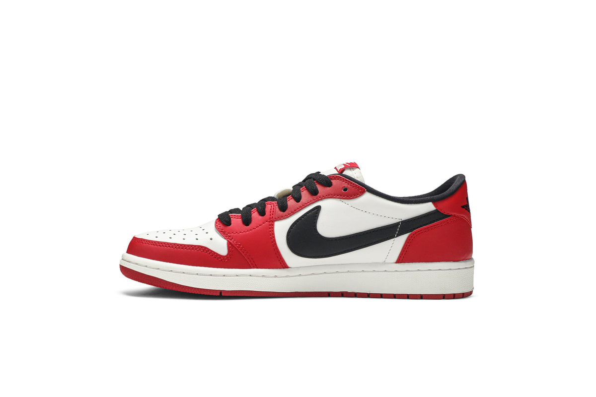 Retro 1 Low OG Sneakers — Chicago — 705329-600