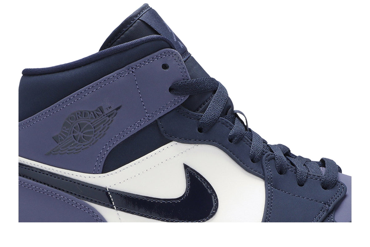 Retro 1 Mid Sneakers — Sanded Purple — 554724-445