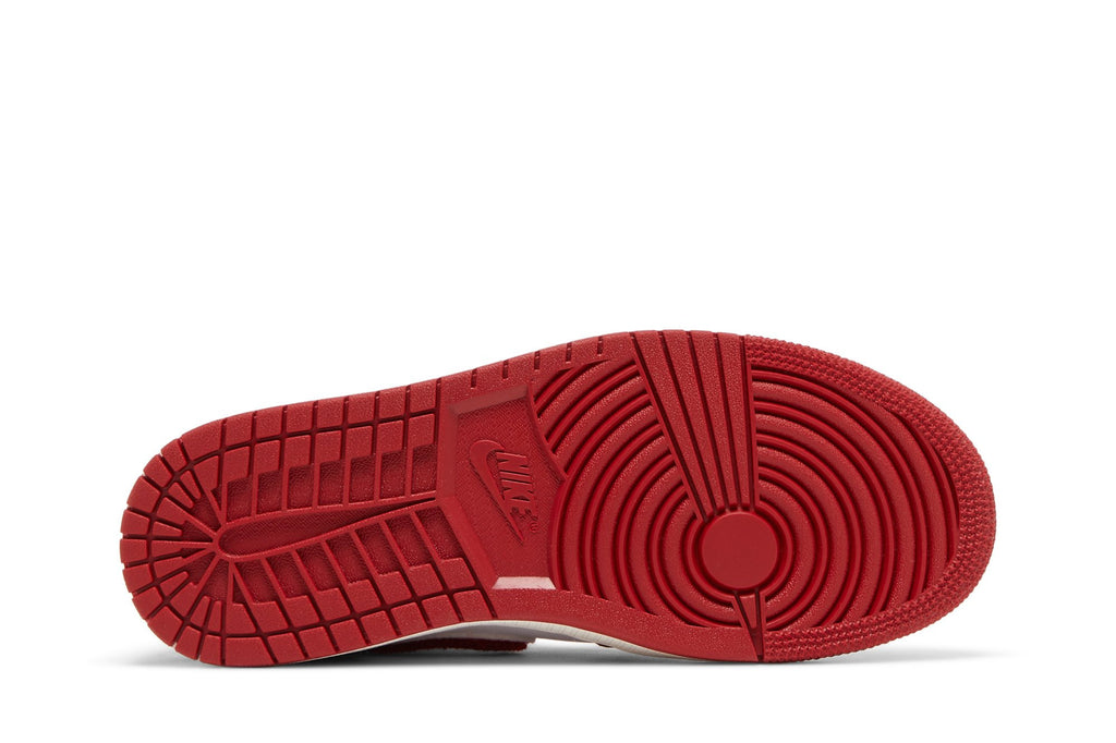Retro 1 High OG Sneakers — Newstalgia Chenille — DJ4891-061