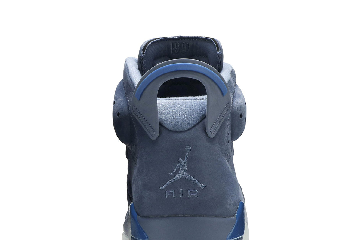 Retro 6 Sneakers — Diffused Blue — 384664-400