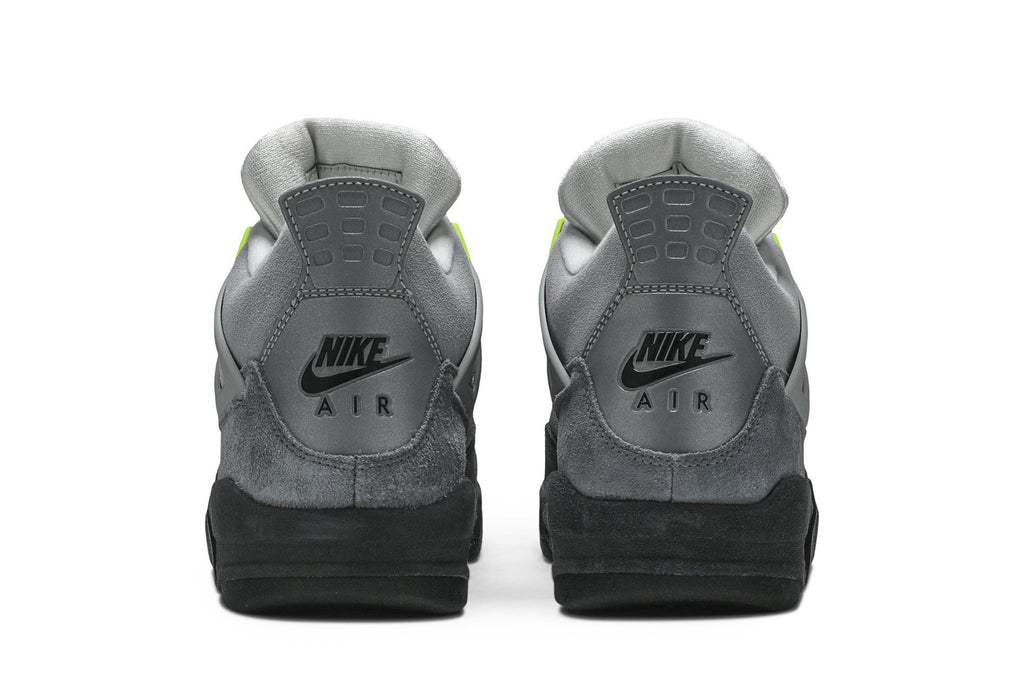 Retro 4 SE Sneakers — Neon 95 — CT5342-007
