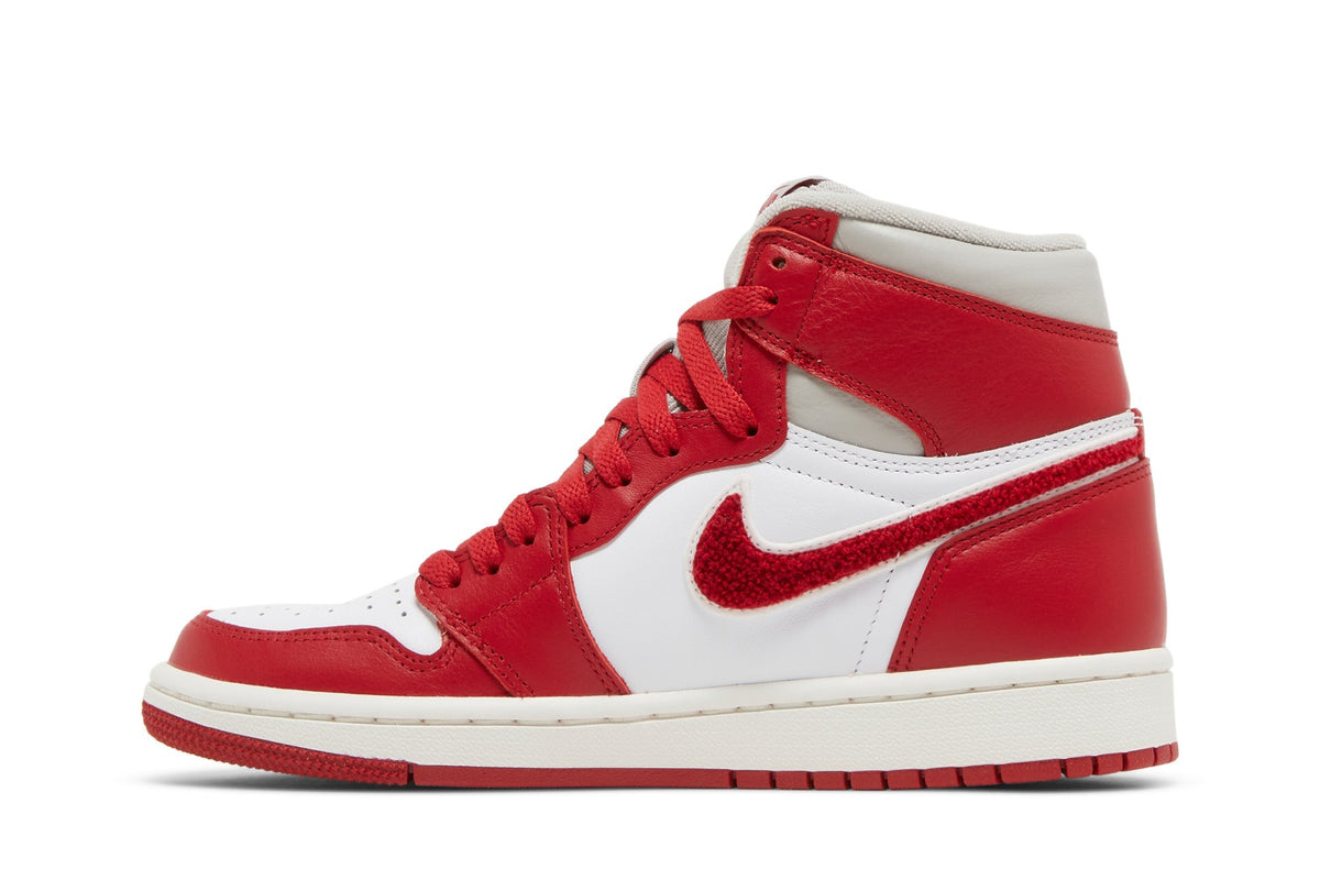 Retro 1 High OG Sneakers — Newstalgia Chenille — DJ4891-061