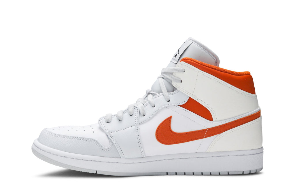 Retro 1 Mid Sneakers — Starfish — CW7591-100