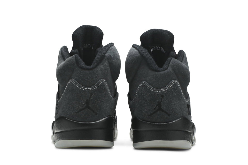 Retro 5 Sneakers — Anthracite — DB0731-001