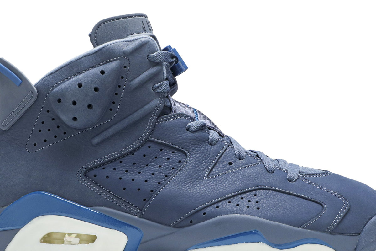 Retro 6 Sneakers — Diffused Blue — 384664-400