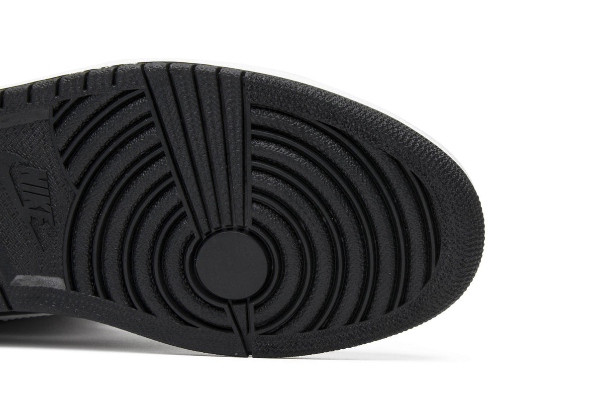 Retro 1 High OG Prm Sneakers — Yin Yang — 555088-011