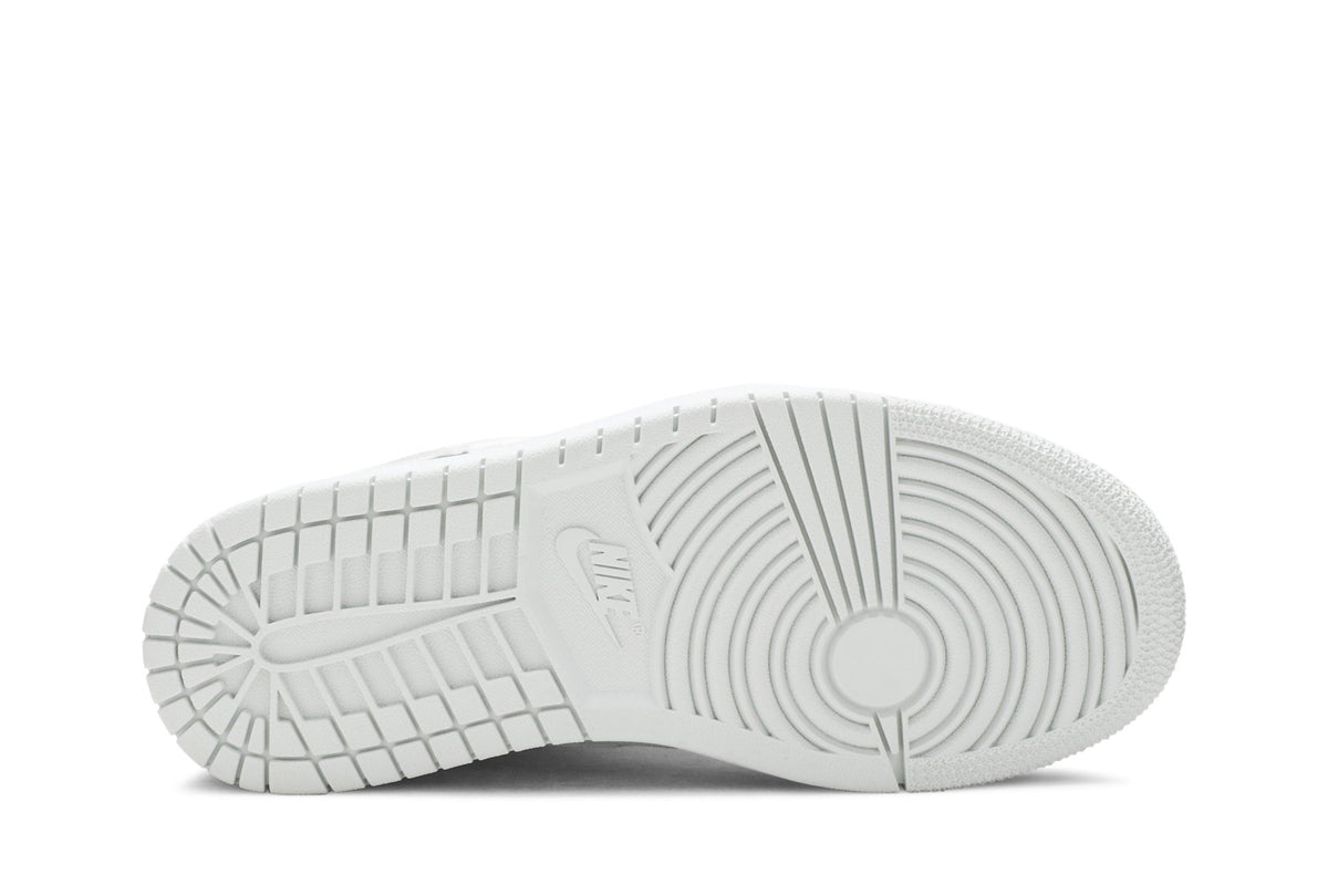 Retro 1 Mid Sneakers — Spruce Aura — CV5280-103