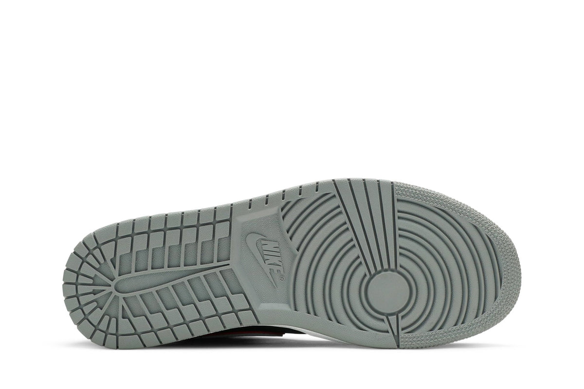 Retro 1 Mid Sneakers — Black Grey — 554724-060