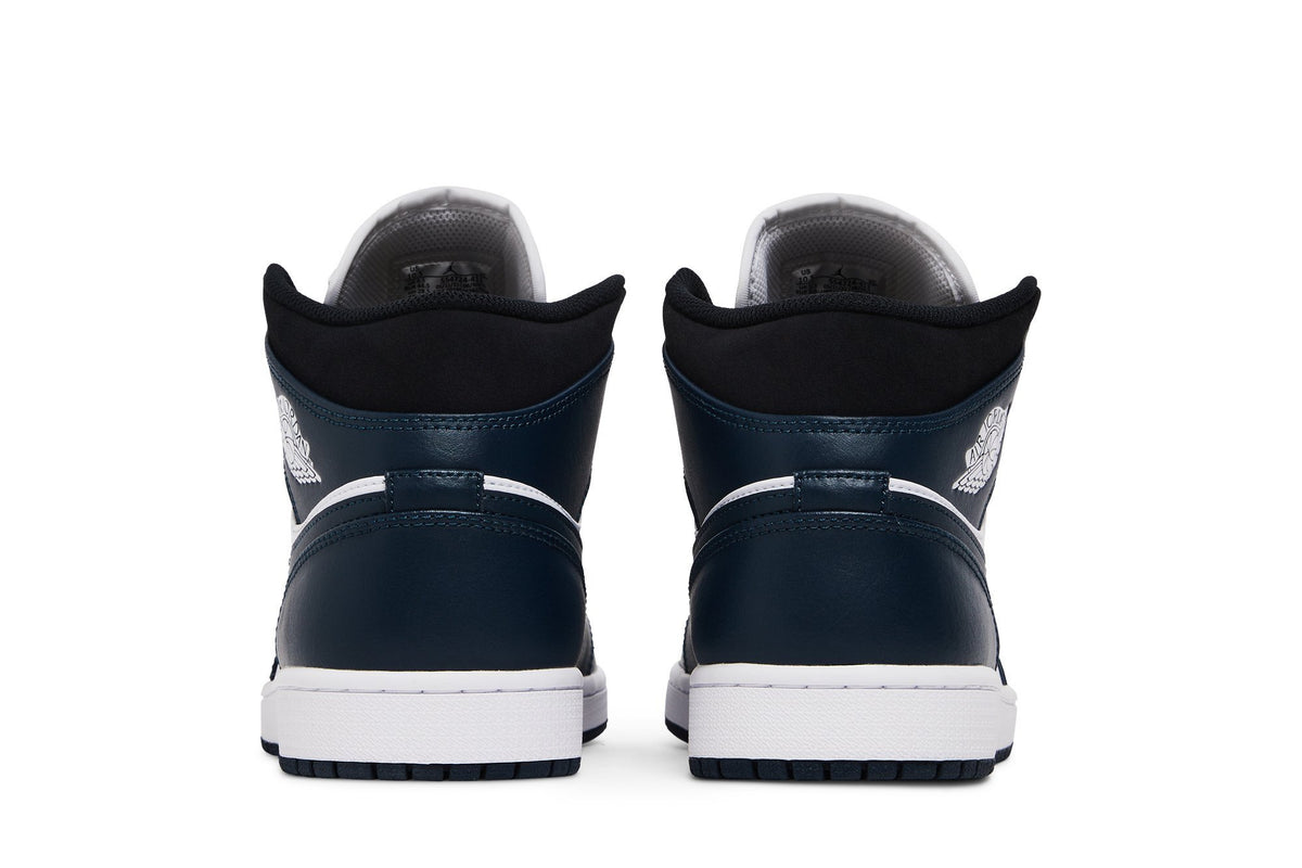 Retro 1 Mid Sneakers — Armory Navy — 554724-411